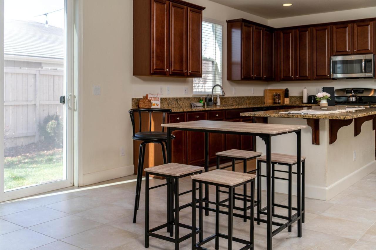 Dream Family Home In South Reno 4 Bed 30 Min To Lake Tahoe ภายนอก รูปภาพ