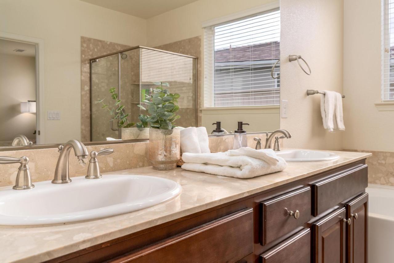 Dream Family Home In South Reno 4 Bed 30 Min To Lake Tahoe ภายนอก รูปภาพ