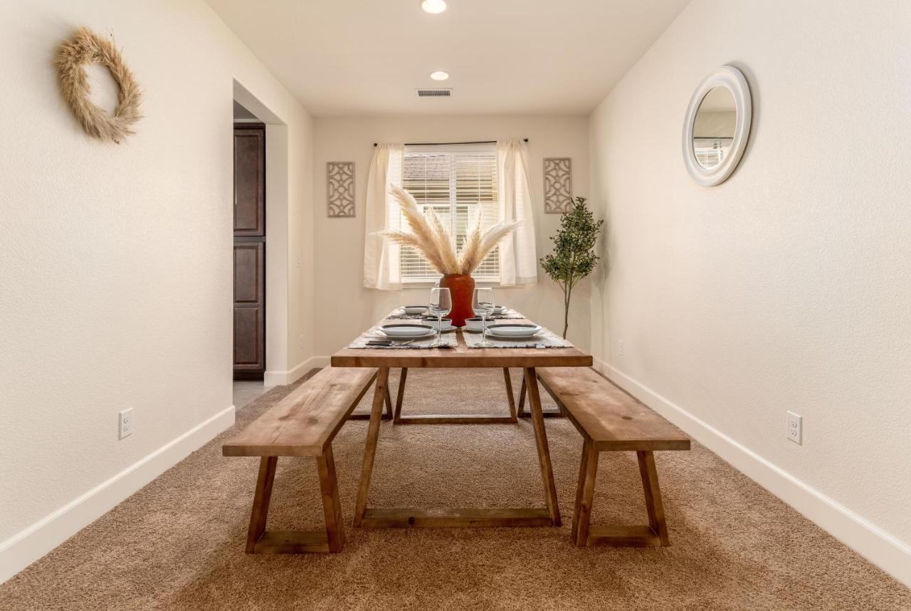 Dream Family Home In South Reno 4 Bed 30 Min To Lake Tahoe ภายนอก รูปภาพ